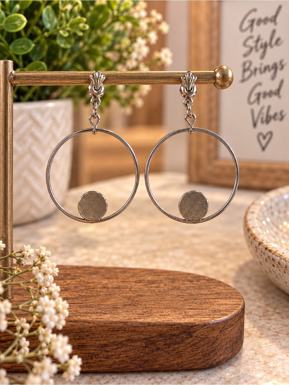 Source Unknown Silver-Tone Hoop Earrings with Disc Detail